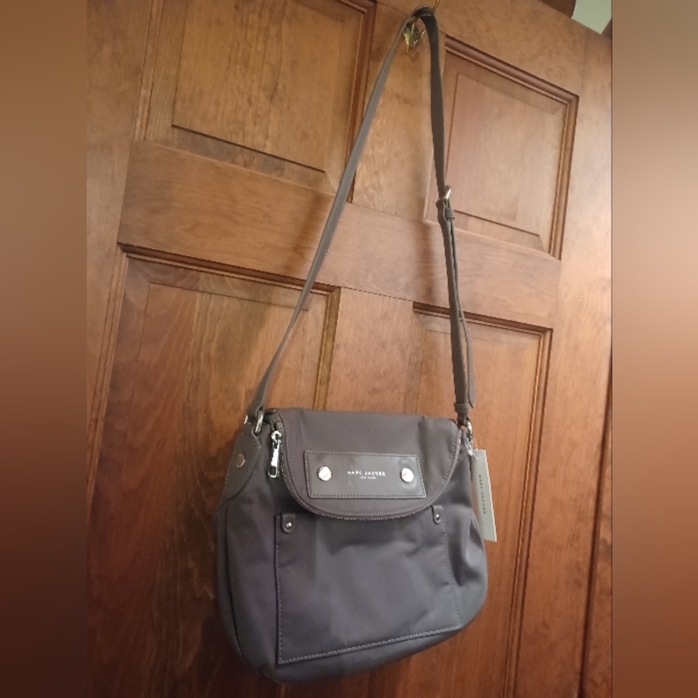 Marc Jacobs New York Preppy Natasha Grey Crossbody Shoulder Bag New With Tag NWT